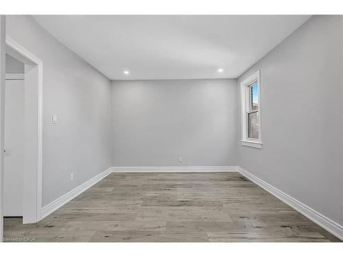 146 Craigroyston Road, Hamilton, ON - Indoor Photo Showing Other Room