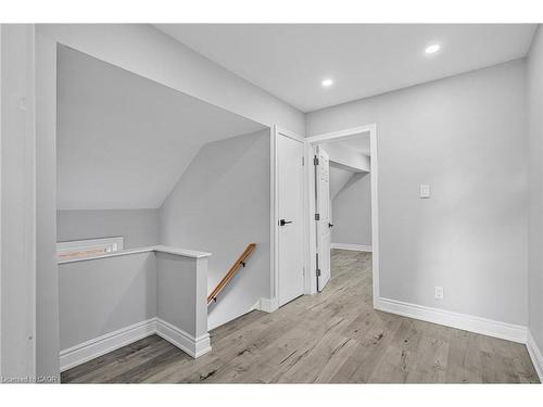 146 Craigroyston Road, Hamilton, ON - Indoor Photo Showing Other Room