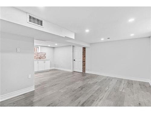 146 Craigroyston Road, Hamilton, ON - Indoor