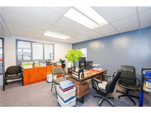 264 Woodlawn Road W, Guelph, ON 