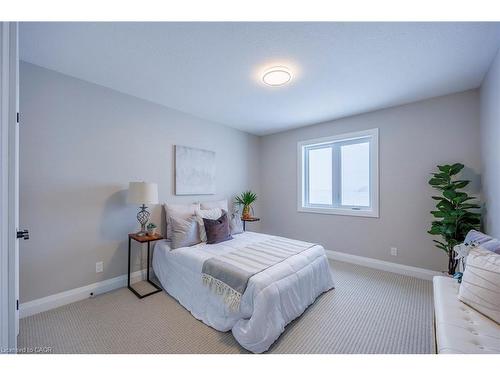 215 Lafayette Street E, Jarvis, ON - Indoor Photo Showing Bedroom