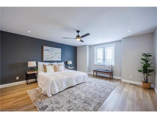 215 Lafayette Street E, Jarvis, ON - Indoor Photo Showing Bedroom
