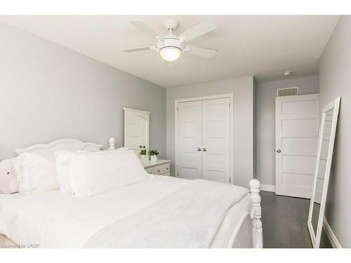 19 Tremaine Drive, Kitchener, ON - Indoor Photo Showing Bedroom