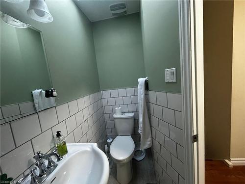 15 Greenbrook Drive, Kitchener, ON - Indoor Photo Showing Bathroom