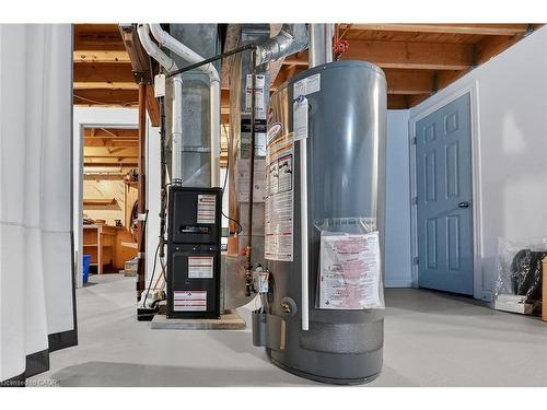 97-122 Bunting Road, St. Catharines, ON - Indoor Photo Showing Basement