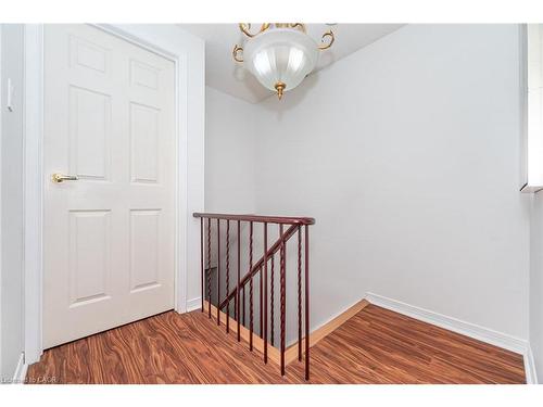 27 Woodsview Avenue, Toronto, ON - Indoor Photo Showing Other Room