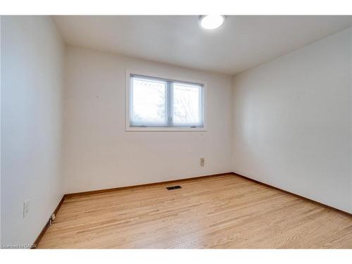 286 West 18Th Street, Hamilton, ON - Indoor Photo Showing Other Room