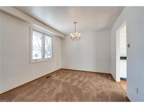 286 West 18Th Street, Hamilton, ON - Indoor Photo Showing Other Room