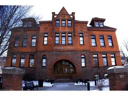 311-200 Stinson Street  Hamilton, ON L8N 4J5