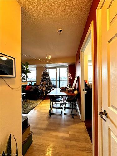 606-710 Humberwood Boulevard, Toronto, ON - Indoor Photo Showing Other Room