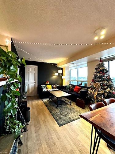 606-710 Humberwood Boulevard, Toronto, ON - Indoor