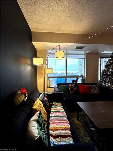 606-710 Humberwood Boulevard, Toronto, ON - Indoor