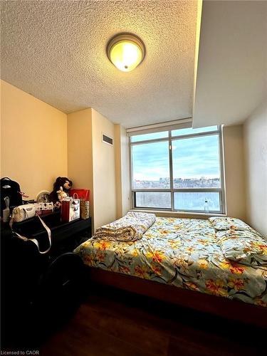 606-710 Humberwood Boulevard, Toronto, ON - Indoor Photo Showing Bedroom
