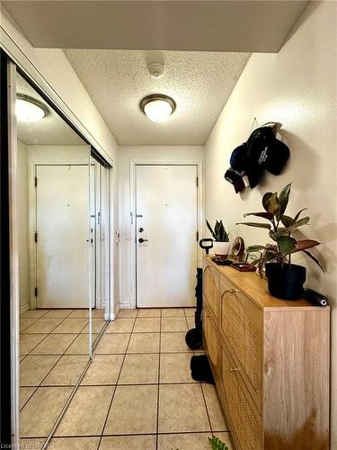 606-710 Humberwood Boulevard, Toronto, ON - Indoor Photo Showing Other Room