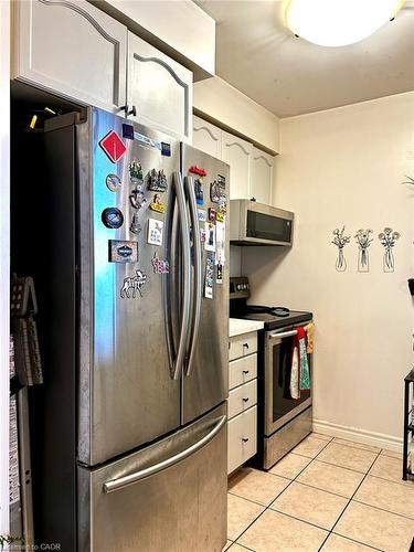 606-710 Humberwood Boulevard, Toronto, ON - Indoor Photo Showing Kitchen