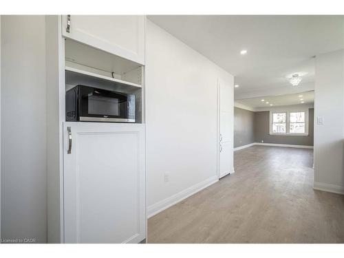 A-1 Hill Place, Hamilton, ON - Indoor