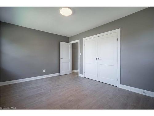 A-1 Hill Place, Hamilton, ON - Indoor Photo Showing Other Room