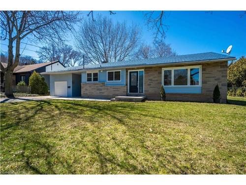 A-1 Hill Place, Hamilton, ON - Outdoor With Facade