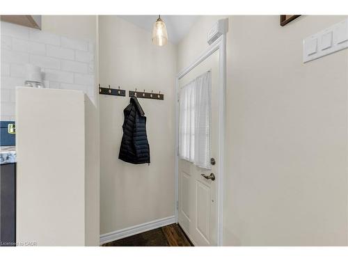 77 Lawfield Drive, Hamilton, ON - Indoor Photo Showing Other Room