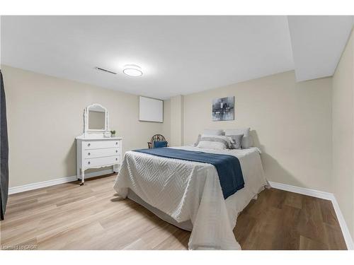 77 Lawfield Drive, Hamilton, ON - Indoor Photo Showing Bedroom