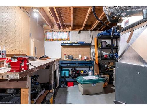 77 Lawfield Drive, Hamilton, ON - Indoor Photo Showing Other Room