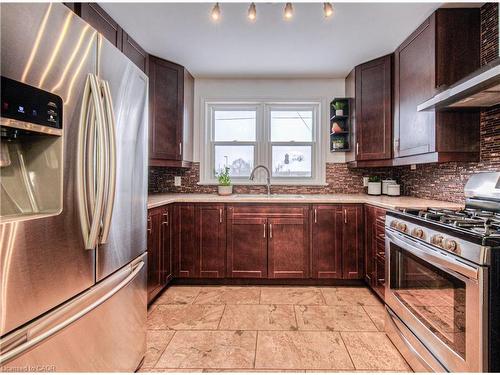 60 Dudhope Avenue, Cambridge, ON - Indoor Photo Showing Kitchen