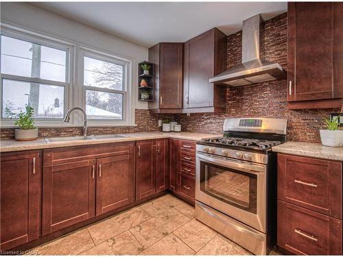 60 Dudhope Avenue, Cambridge, ON - Indoor Photo Showing Kitchen