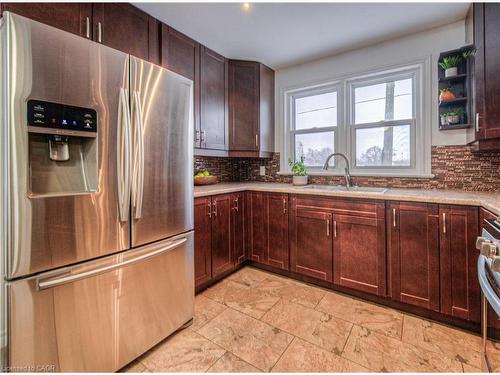 60 Dudhope Avenue, Cambridge, ON - Indoor Photo Showing Kitchen