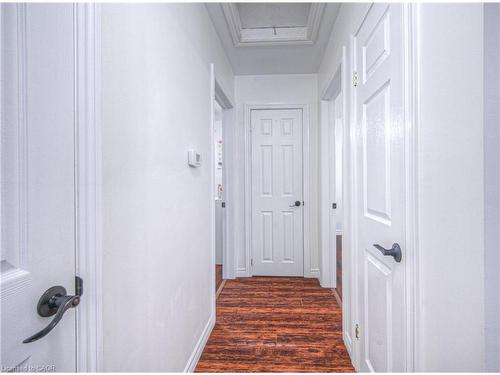 60 Dudhope Avenue, Cambridge, ON - Indoor Photo Showing Other Room