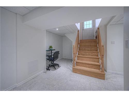 60 Dudhope Avenue, Cambridge, ON - Indoor