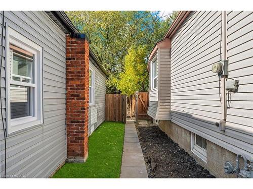 56 East 34Th Street, Hamilton, ON - Outdoor With Exterior