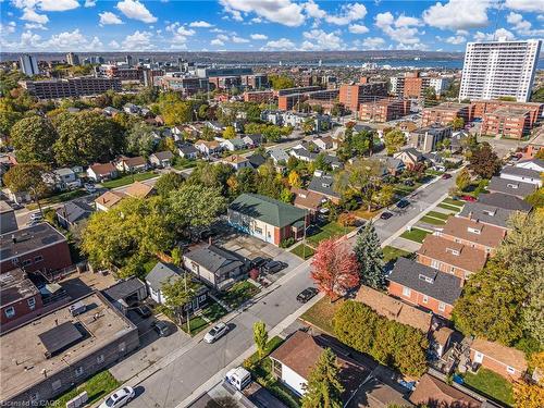 56 East 34Th Street, Hamilton, ON - Outdoor With View