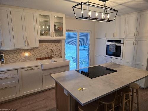 802-806 Highway 20, Pelham, ON 