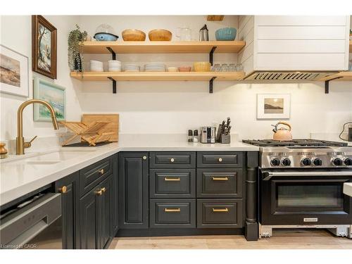 144 Woodstock Avenue, Long Point, ON - Indoor Photo Showing Kitchen With Upgraded Kitchen