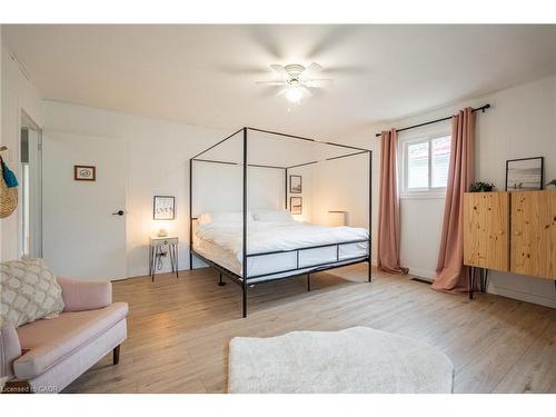 144 Woodstock Avenue, Long Point, ON - Indoor Photo Showing Bedroom