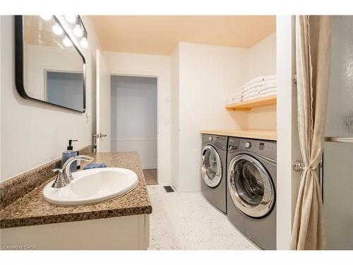 144 Woodstock Avenue, Long Point, ON - Indoor Photo Showing Laundry Room