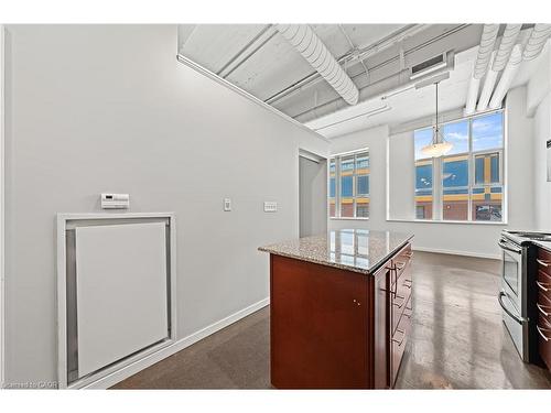 118-404 King Street W, Kitchener, ON - Indoor