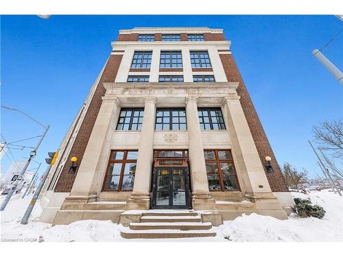 118-404 King Street W, Kitchener, ON - Outdoor With Facade