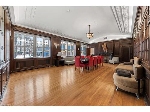 118-404 King Street W, Kitchener, ON - Indoor