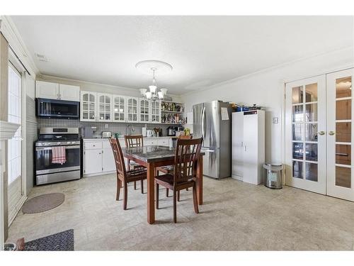 505 Wellington Street N, Hamilton, ON - Indoor