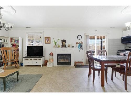 505 Wellington Street N, Hamilton, ON - Indoor With Fireplace