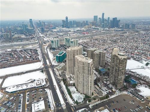 105-35 Kingsbridge Garden Circle, Mississauga, ON - Outdoor With View