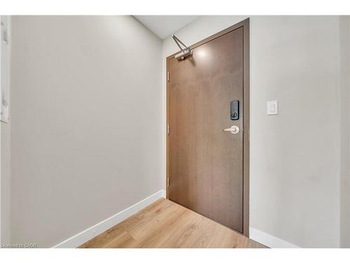 2404-60 Frederick Street, Kitchener, ON - Indoor