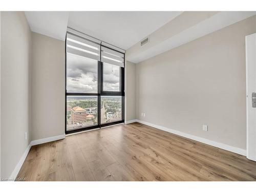 2404-60 Frederick Street, Kitchener, ON - Indoor Photo Showing Other Room