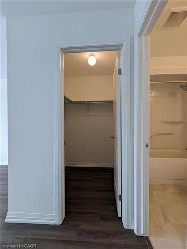 64-4552 Portage Road, Niagara Falls, ON - Indoor Photo Showing Other Room