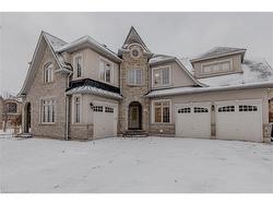 132 Bloomsbury Avenue  Brampton, ON L6P 2X2