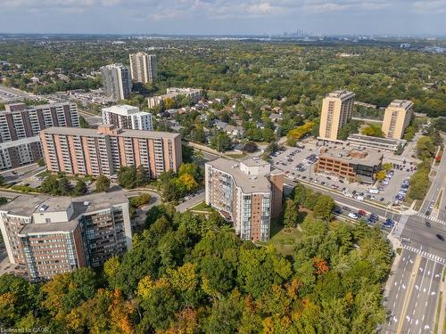 305-1230 Marlborough Court, Oakville, ON - Outdoor With View
