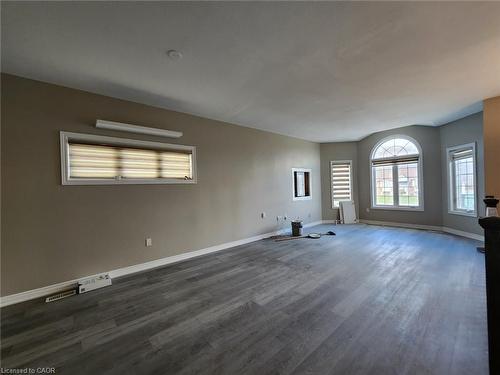 Upper-3509 Dominion Road, Fort Erie, ON - Indoor Photo Showing Other Room