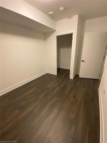 342-2450 Old Bronte Road, Oakville, ON - Indoor Photo Showing Other Room