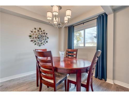 31 Bryna Avenue, Hamilton, ON - Indoor Photo Showing Dining Room